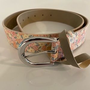 Cute flower belt